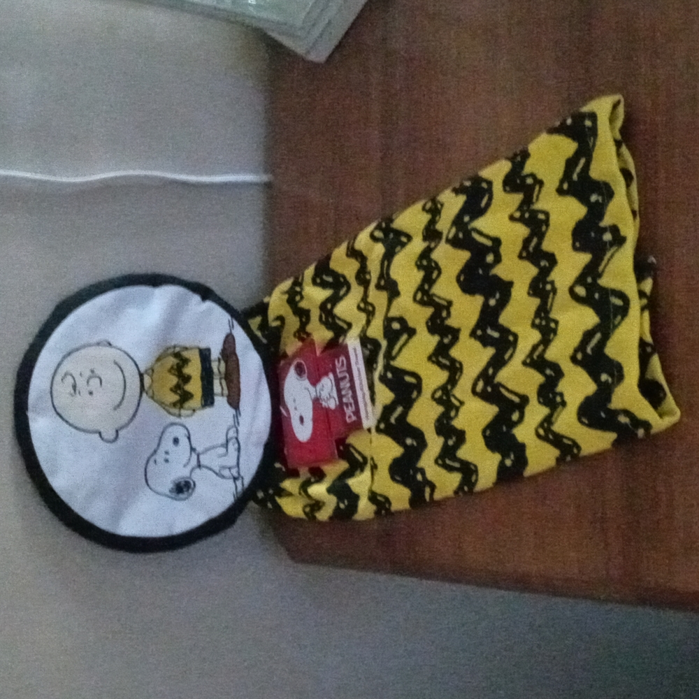 Peanuts hanging towel